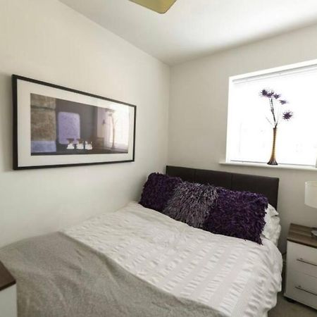 City Centre 2 Bed Apartment Chester Eksteriør bilde